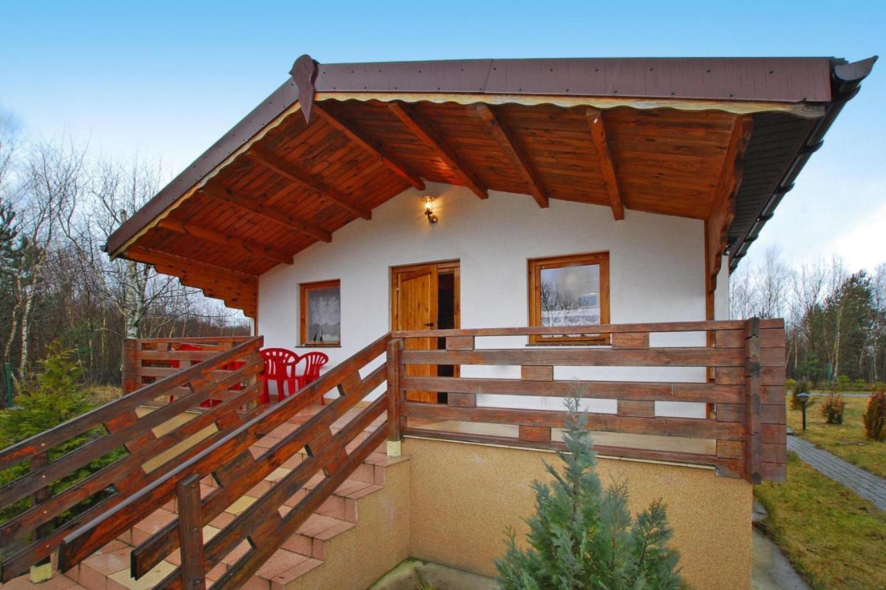 Holiday Home Close To The Lake Shore, Dabrowica Dabrowica  エクステリア 写真