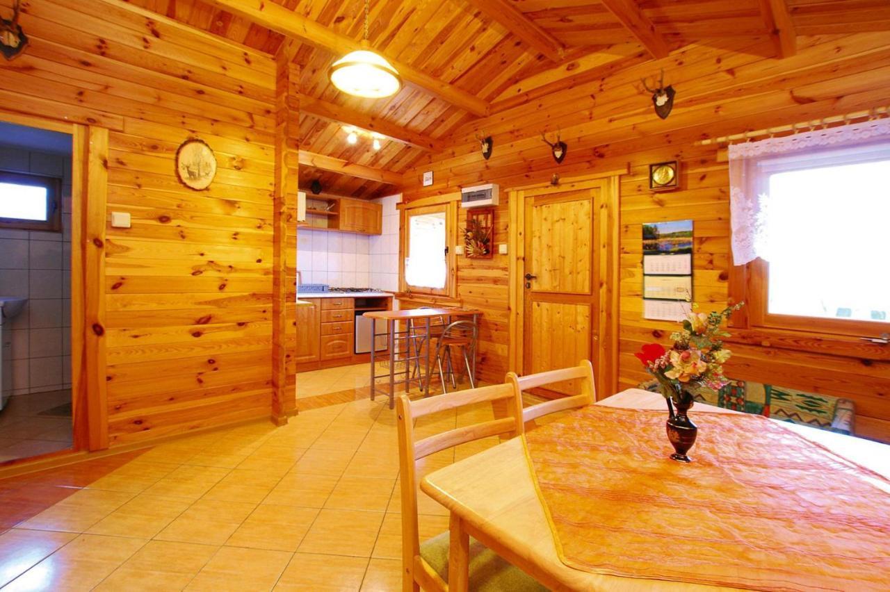 Holiday Home Close To The Lake Shore, Dabrowica Dabrowica  エクステリア 写真
