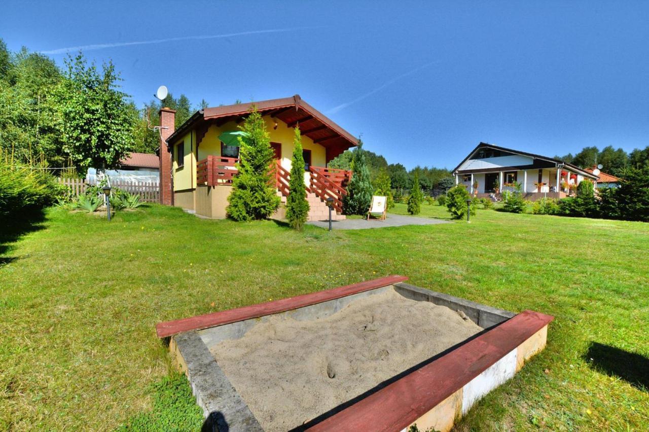 Holiday Home Close To The Lake Shore, Dabrowica Dabrowica  エクステリア 写真